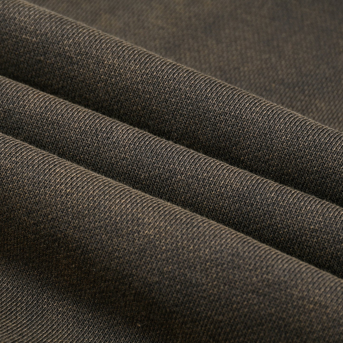 #101 HOODIE 320 GSM DESTRESSED UND SONNENVERBLASSEN